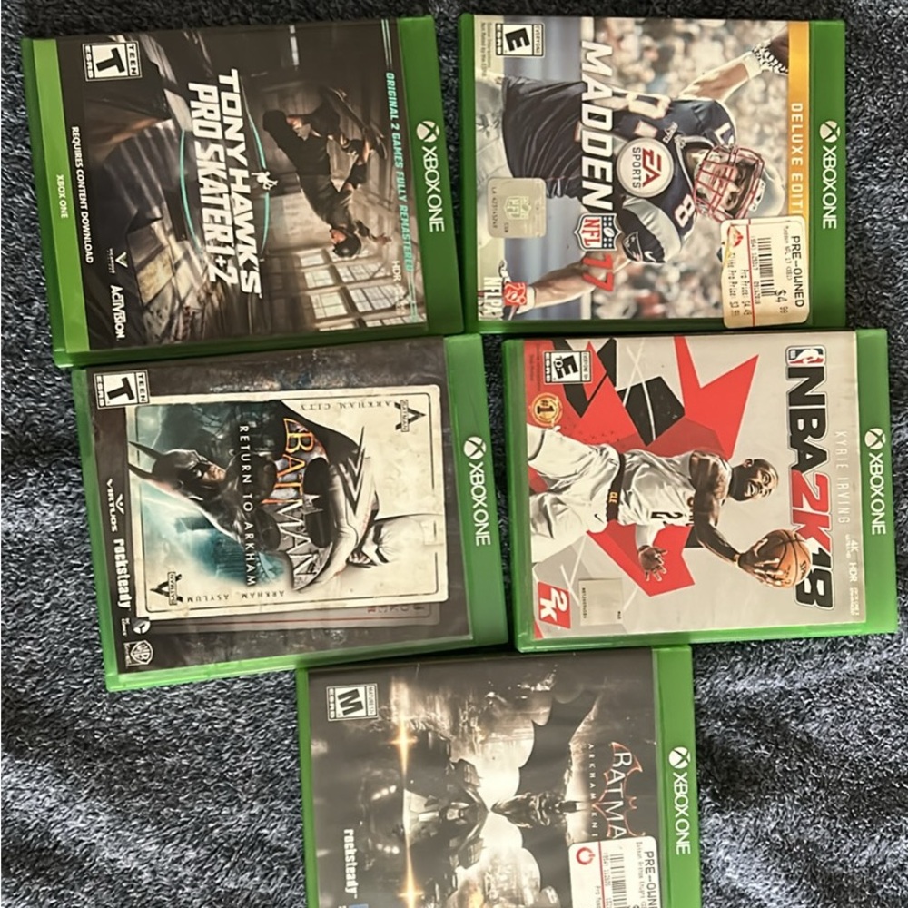 Xbox One Video Game Collection - Green Cases